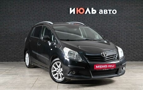 Toyota Verso I, 2011 год, 1 150 000 рублей, 3 фотография