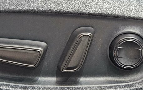 Toyota Camry, 2018 год, 2 999 000 рублей, 17 фотография