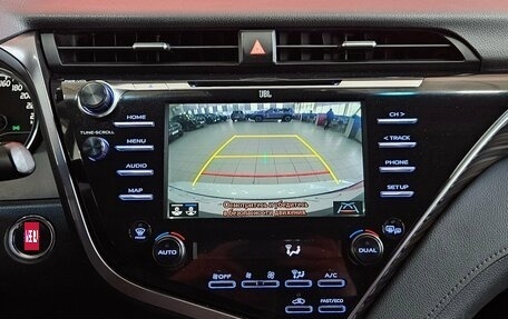 Toyota Camry, 2018 год, 2 999 000 рублей, 15 фотография