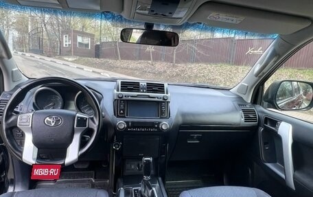 Toyota Land Cruiser Prado 150 рестайлинг 2, 2013 год, 3 290 000 рублей, 10 фотография