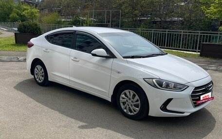 Hyundai Elantra VI рестайлинг, 2018 год, 1 700 000 рублей, 3 фотография