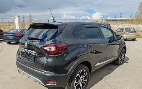 Renault Kaptur I рестайлинг, 2017 год, 1 299 000 рублей, 2 фотография