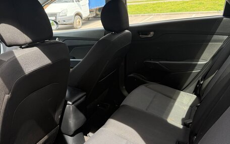 Hyundai Solaris II рестайлинг, 2018 год, 1 250 000 рублей, 9 фотография