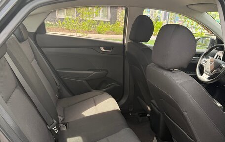 Hyundai Solaris II рестайлинг, 2018 год, 1 250 000 рублей, 10 фотография