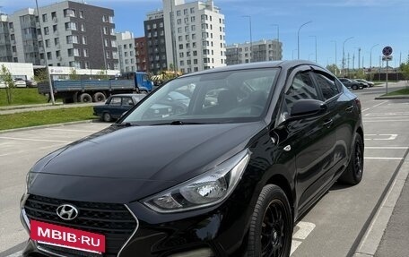 Hyundai Solaris II рестайлинг, 2018 год, 1 250 000 рублей, 2 фотография