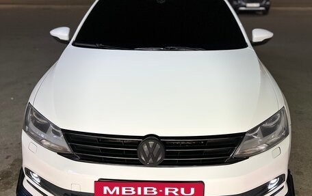 Volkswagen Jetta VI, 2015 год, 1 250 000 рублей, 11 фотография