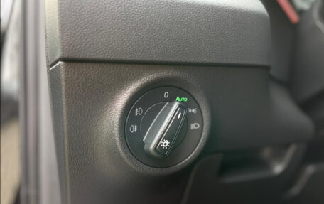 Skoda Karoq I, 2022 год, 3 261 859 рублей, 18 фотография