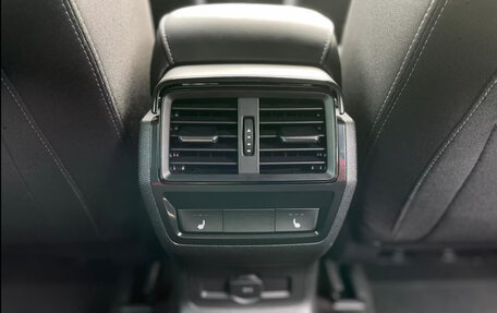 Skoda Karoq I, 2022 год, 3 261 859 рублей, 30 фотография