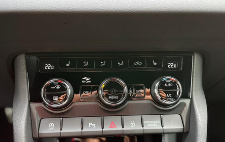Skoda Karoq I, 2022 год, 3 261 859 рублей, 38 фотография
