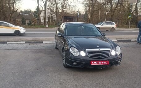 Mercedes-Benz E-Класс, 2004 год, 650 000 рублей, 1 фотография