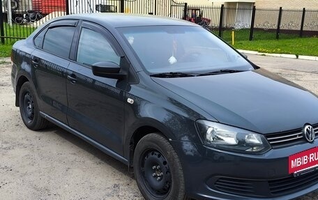 Volkswagen Polo VI (EU Market), 2014 год, 880 000 рублей, 3 фотография