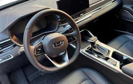 Geely Emgrand, 2024 год, 1 850 000 рублей, 28 фотография