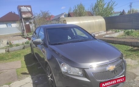 Chevrolet Cruze II, 2011 год, 412 000 рублей, 6 фотография