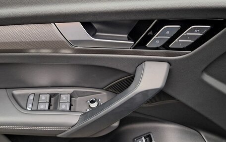 Audi Q5, 2025 год, 6 400 000 рублей, 13 фотография
