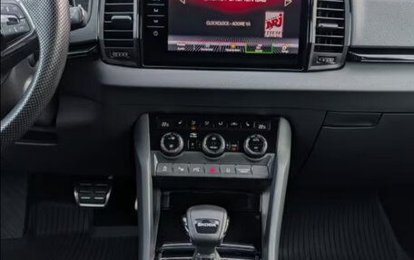 Skoda Karoq I, 2022 год, 3 611 454 рублей, 14 фотография
