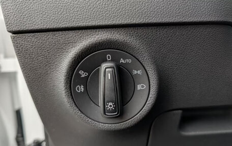 Skoda Karoq I, 2022 год, 3 611 454 рублей, 16 фотография