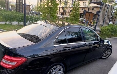 Mercedes-Benz C-Класс, 2010 год, 900 000 рублей, 8 фотография