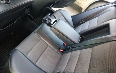 Mercedes-Benz C-Класс, 2010 год, 900 000 рублей, 10 фотография