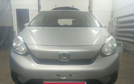Honda Fit, 2021 год, 1 050 000 рублей, 1 фотография