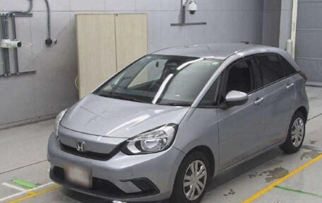 Honda Fit, 2021 год, 1 050 000 рублей, 5 фотография