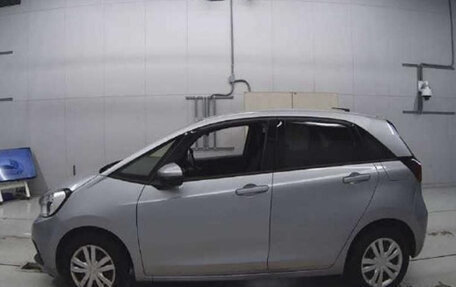 Honda Fit, 2021 год, 1 050 000 рублей, 9 фотография