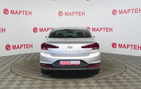 Hyundai Elantra VI рестайлинг, 2018 год, 1 680 000 рублей, 6 фотография