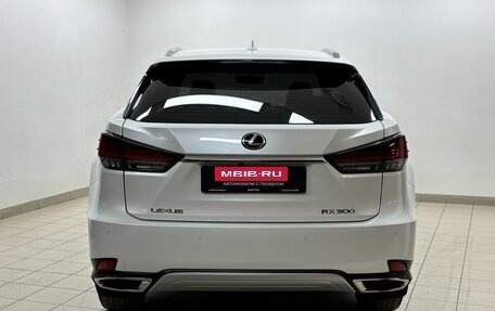 Lexus RX IV рестайлинг, 2021 год, 5 700 000 рублей, 5 фотография