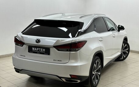 Lexus RX IV рестайлинг, 2021 год, 5 700 000 рублей, 9 фотография
