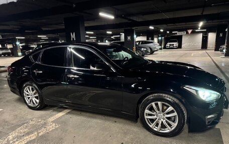 Infiniti Q70 I, 2016 год, 2 000 000 рублей, 5 фотография