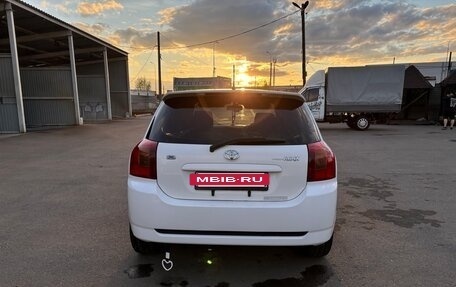 Toyota Corolla, 2002 год, 690 000 рублей, 4 фотография