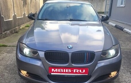 BMW 3 серия, 2010 год, 1 400 000 рублей, 24 фотография