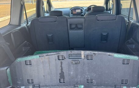 Nissan Lafesta I, 2005 год, 520 000 рублей, 19 фотография