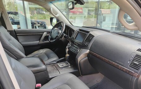 Toyota Land Cruiser 200, 2010 год, 1 999 800 рублей, 13 фотография