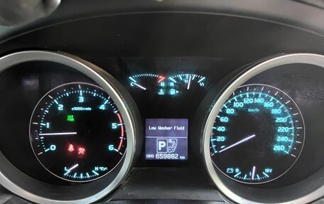 Toyota Land Cruiser 200, 2010 год, 1 999 800 рублей, 16 фотография