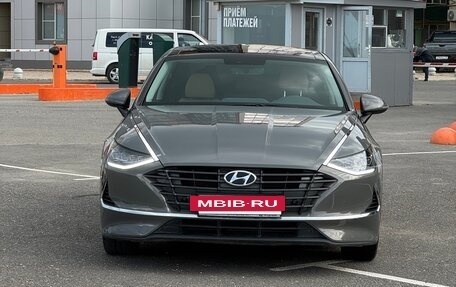 Hyundai Sonata VIII, 2022 год, 2 650 000 рублей, 3 фотография