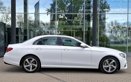Mercedes-Benz E-Класс, 2020 год, 4 250 000 рублей, 6 фотография