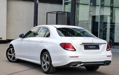Mercedes-Benz E-Класс, 2020 год, 4 250 000 рублей, 3 фотография