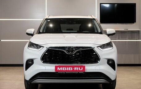 Toyota Highlander, 2026 год, 5 600 000 рублей, 2 фотография