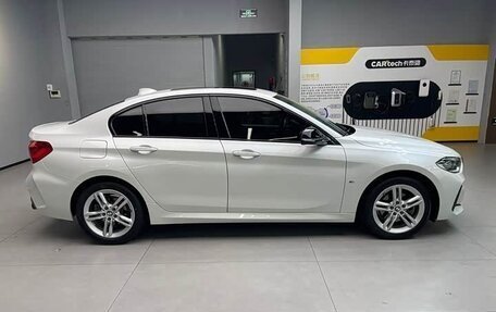 BMW 1 серия, 2022 год, 1 510 000 рублей, 7 фотография