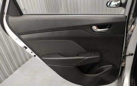 Hyundai Solaris II рестайлинг, 2017 год, 1 210 000 рублей, 15 фотография