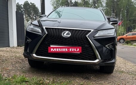 Lexus RX IV рестайлинг, 2018 год, 3 200 000 рублей, 4 фотография