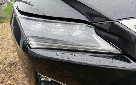 Lexus RX IV рестайлинг, 2018 год, 3 200 000 рублей, 5 фотография