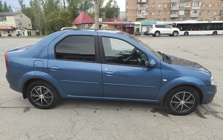 Renault Logan I, 2011 год, 650 000 рублей, 3 фотография
