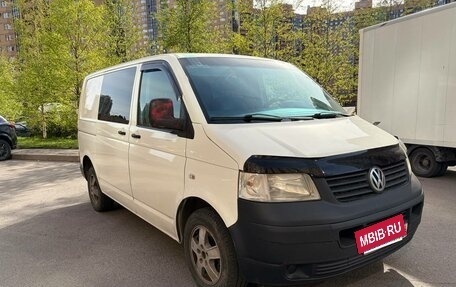 Volkswagen Transporter T5 рестайлинг, 2008 год, 999 999 рублей, 2 фотография