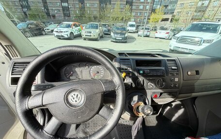 Volkswagen Transporter T5 рестайлинг, 2008 год, 999 999 рублей, 8 фотография