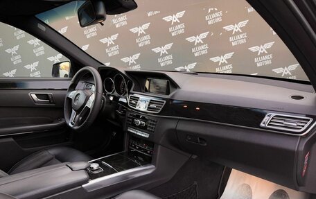 Mercedes-Benz E-Класс, 2013 год, 1 715 000 рублей, 25 фотография