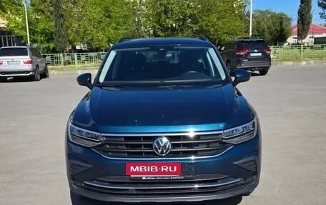 Volkswagen Tiguan II, 2022 год, 3 490 000 рублей, 2 фотография