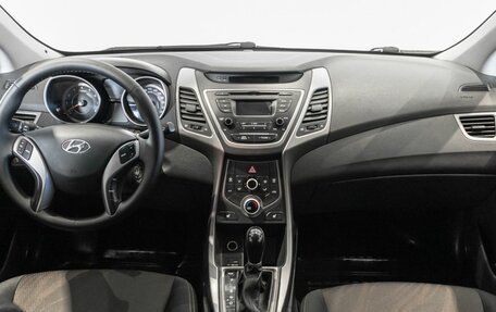 Hyundai Elantra V, 2015 год, 1 170 000 рублей, 6 фотография