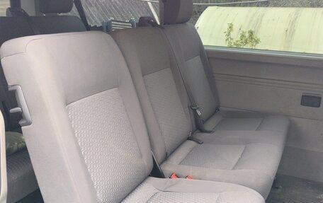 Volkswagen Caravelle T5, 2014 год, 2 200 000 рублей, 1 фотография