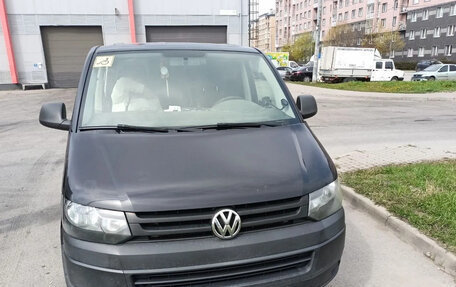 Volkswagen Caravelle T5, 2014 год, 2 200 000 рублей, 9 фотография